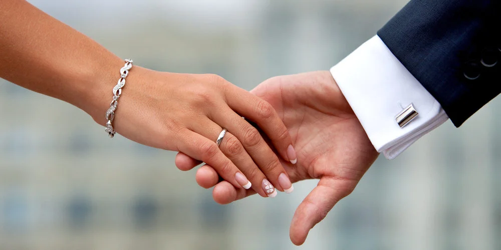 Does marriage to a U.S. citizen automatically confer a green card on a foreign national?